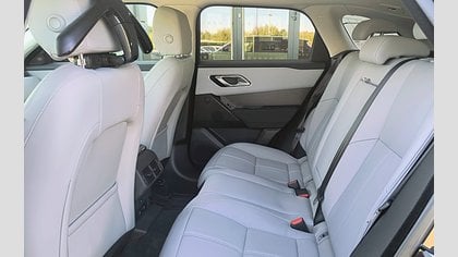 Range Rover Velar 17