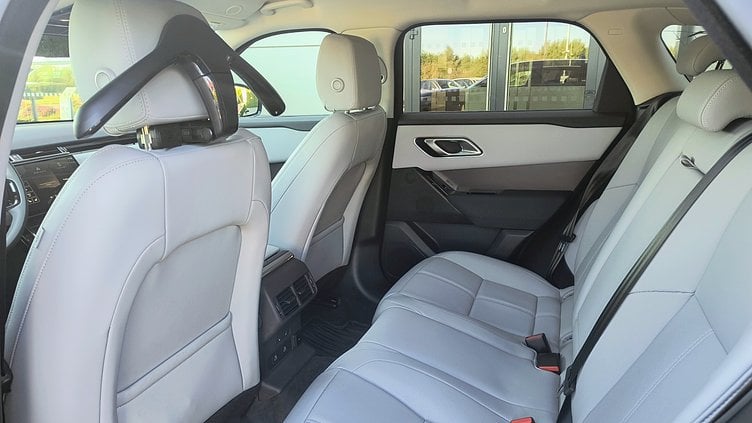 2024 Używany Land Rover Range Rover Velar Santorini Black Range Rover Velar MY25.5 2.0 I4 PHEV 404 PS AWD Auto Dynamic SE Range Rover Velar MY25.5 2.0 I4 PHEV 404 PS AWD Auto Dynamic SE