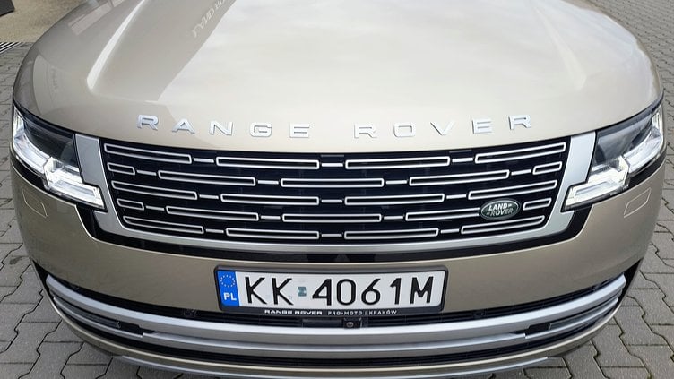 2024 Używany Land Rover Range Rover Batumi Gold Range Rover L460 4.4P V8 530 KM AWD Auto Autobiography Range Rover L460 4.4P V8 530 KM AWD Auto Autobiography