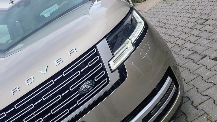 2024 Używany Land Rover Range Rover Batumi Gold Range Rover L460 4.4P V8 530 KM AWD Auto Autobiography Range Rover L460 4.4P V8 530 KM AWD Auto Autobiography