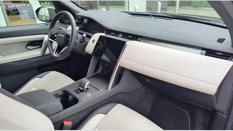 2024 Używany Land Rover Discovery Sport Santorini Black Discovery Sport MY24 2.0 I4 200 PS AWD Auto Dynamic SE Discovery Sport MY24 2.0 I4 200 PS AWD Auto Dynamic SE