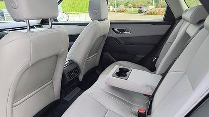 Range Rover Velar 25