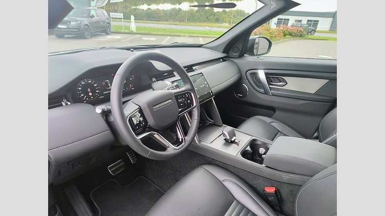 2024 Używany Land Rover Discovery Sport Carpathian Grey Discovery Sport MY25 2.0D TD4 204 PS AWD Auto Dynamic SE Discovery Sport MY25 2.0D TD4 204 PS AWD Auto Dynamic SE