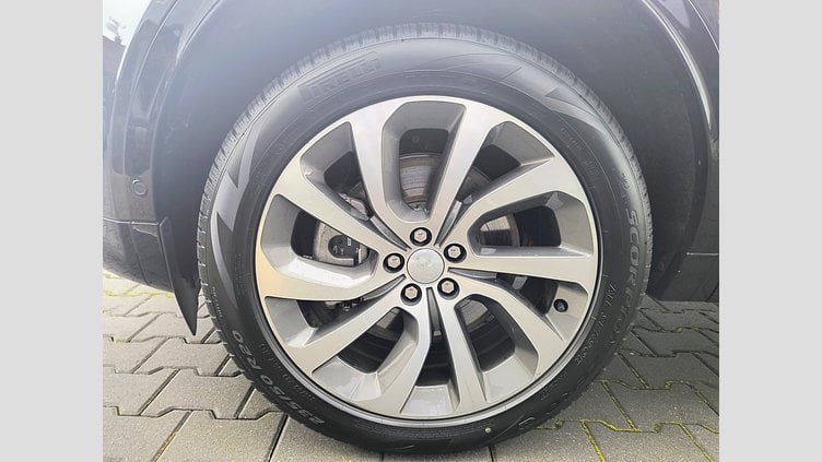 2024 Używany Land Rover Discovery Sport Carpathian Grey Discovery Sport MY25 2.0D TD4 204 PS AWD Auto Dynamic SE Discovery Sport MY25 2.0D TD4 204 PS AWD Auto Dynamic SE