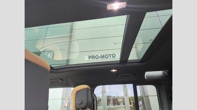 2024 Używany Land Rover Defender 110 Silicon Silver Defender MY25 3.0D I6 300 PS AWD Auto X-Dynamic HSE 110 Defender MY25 3.0D I6 300 PS AWD Auto X-Dynamic HSE 110