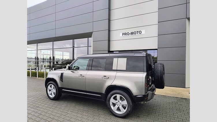 2024 Używany Land Rover Defender 110 Silicon Silver Defender MY25 3.0D I6 300 PS AWD Auto X-Dynamic HSE 110 Defender MY25 3.0D I6 300 PS AWD Auto X-Dynamic HSE 110