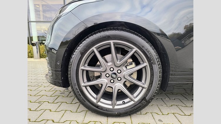 2025 Używany Land Rover Range Rover Velar Santorini Black Range Rover Velar MY26 2.0D TD4 204 PS AWD Auto

 Range Rover Velar MY26 2.0D TD4 204 PS AWD Auto