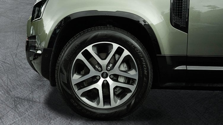 2025 Approved Land Rover Defender 110 Pangea Green 3.0D I6 300 PS  X-Dynamic HSE