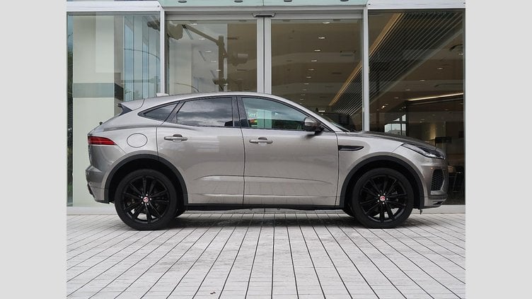 2019 認定中古車 Jaguar E-Pace Silicon Silver 180PS R-ダイナミック