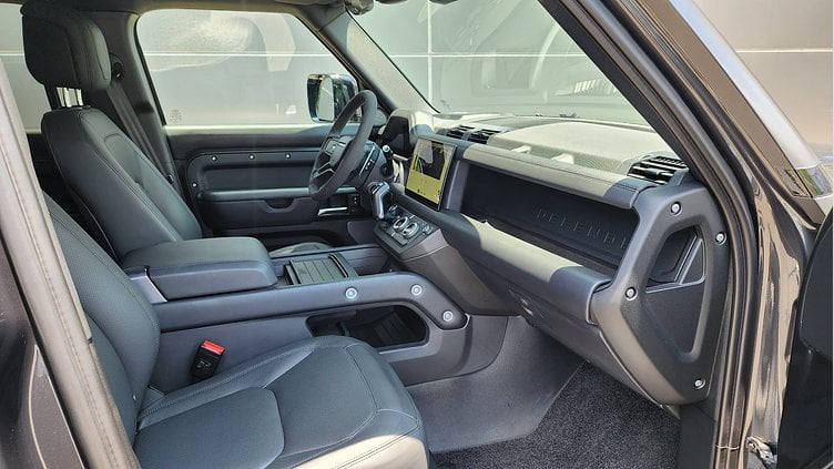 2023 認證中古車 Land Rover Defender 90 Carpatian Grey 525 PS V8 Carpathian Edition