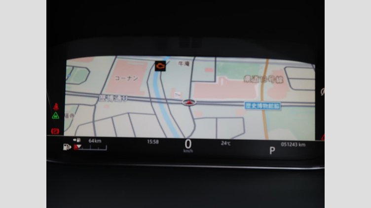 2019 認定中古車 Jaguar E-Pace Silicon Silver 180PS R-ダイナミック