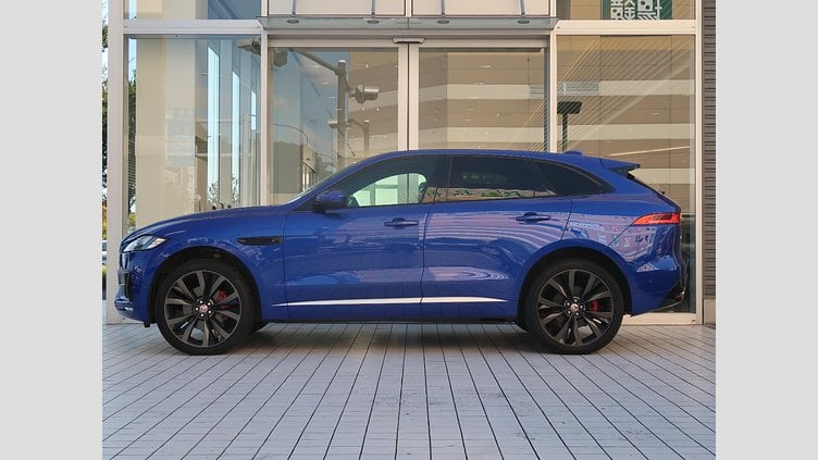 2016 認定中古車 Jaguar F-Pace Caesium Blue ガソリン ファーストエディション
