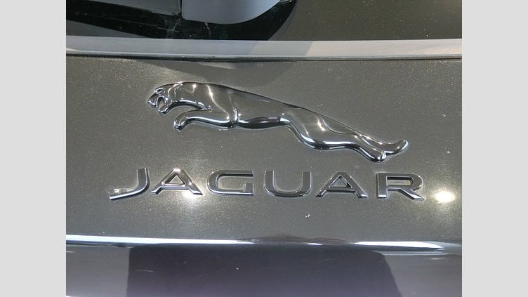 2023 認定中古車 Jaguar F-Pace Santorini Black P250 AWD（オートマチック） R-DYNAMIC SE