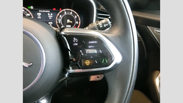 2023 認定中古車 Jaguar F-Pace Santorini Black P250 AWD（オートマチック） R-DYNAMIC SE