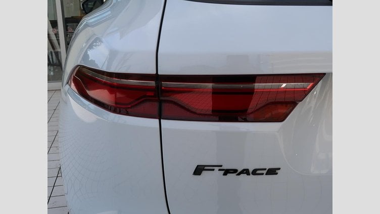 2021 認定中古車 Jaguar F-Pace Yulong White ディーゼル Ｒ－ダイナミック ＳＥ Ｄ２００