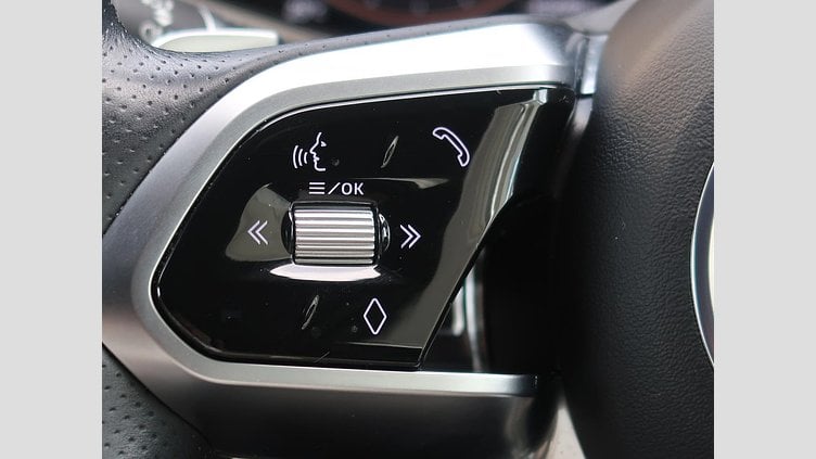 2021 認定中古車 Jaguar F-Pace Yulong White ディーゼル Ｒ－ダイナミック ＳＥ Ｄ２００
