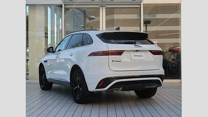 F-Pace 4