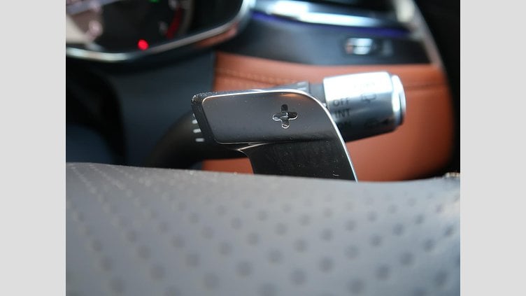 2022 認定中古車 Jaguar F-Pace Fuji White ガソリン Ｒ－ダイナミック ＳＥ Ｐ２５０