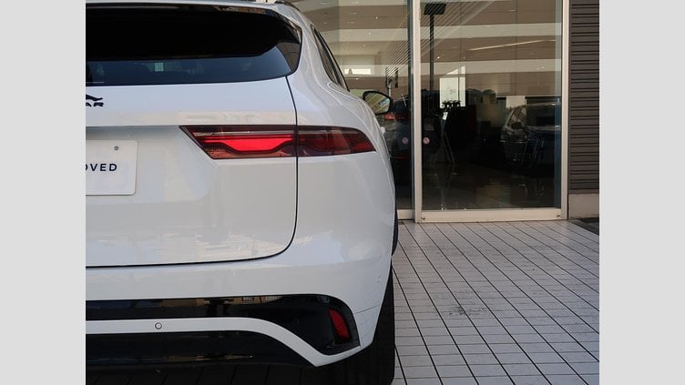 2022 認定中古車 Jaguar F-Pace Fuji White ガソリン Ｒ－ダイナミック ＳＥ Ｐ２５０