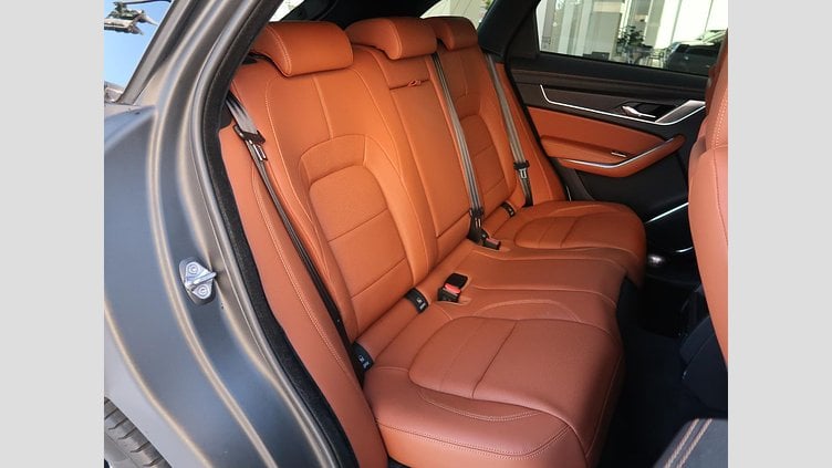 2022 認定中古車 Jaguar F-Pace Fuji White ガソリン Ｒ－ダイナミック ＳＥ Ｐ２５０