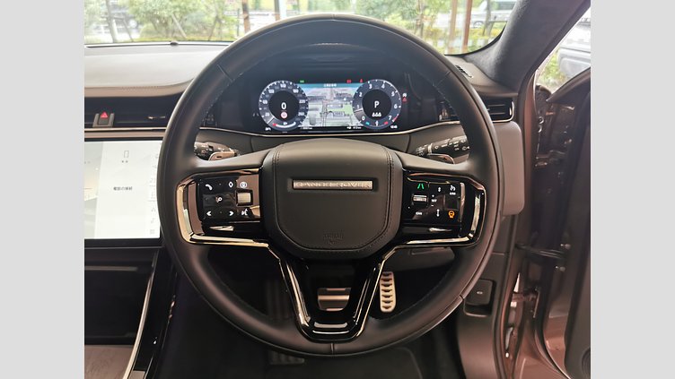 2024 認定中古車 Land Rover Range Rover Evoque コリンシアンブロンズ 2.0L　ターボ オートバイオグラフィ　P250