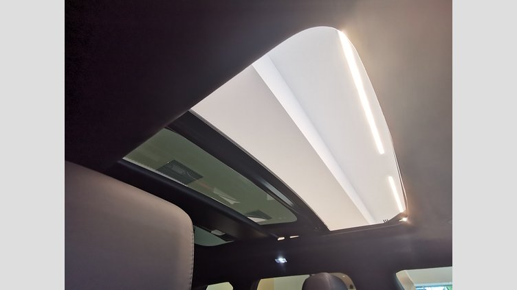 2024 認定中古車 Land Rover Range Rover Evoque コリンシアンブロンズ 2.0L　ターボ オートバイオグラフィ　P250