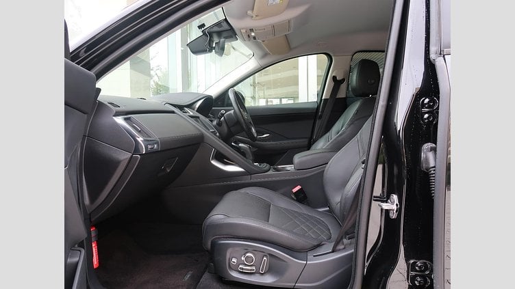 2018 認定中古車 Jaguar E-Pace Santorini Black ガソリン ＨＳＥ ３００ＰＳ