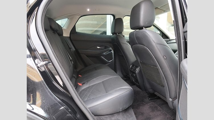2018 認定中古車 Jaguar E-Pace Santorini Black ガソリン ＨＳＥ ３００ＰＳ