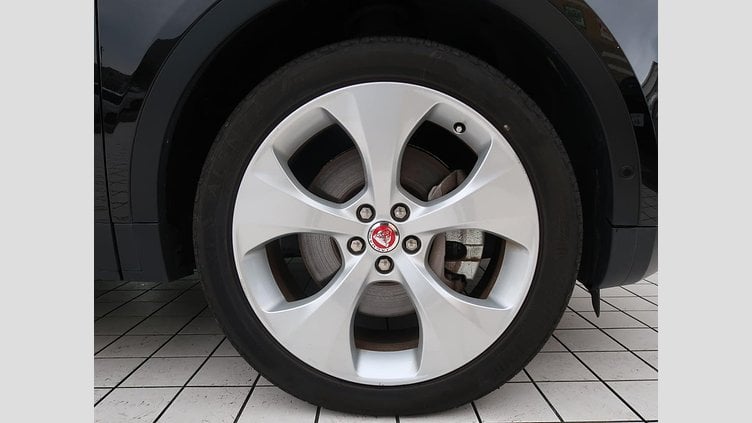 2018 認定中古車 Jaguar E-Pace Santorini Black ガソリン ＨＳＥ ３００ＰＳ