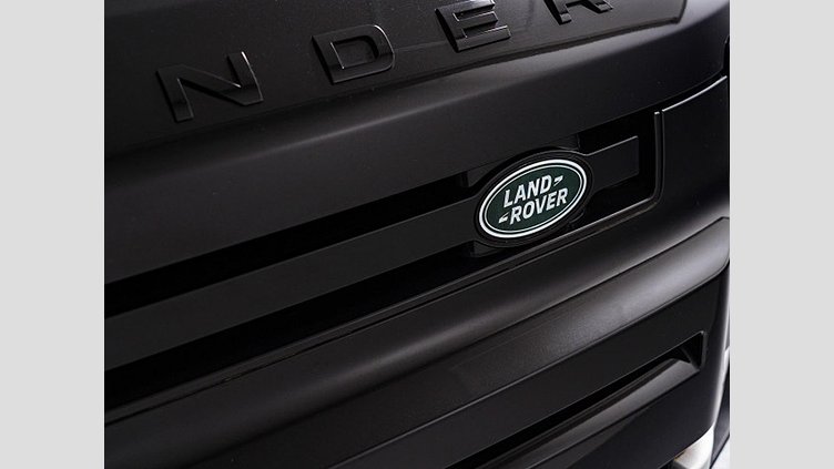 2023 認定中古車 Land Rover Defender 110 Santorini Black ディーゼル S