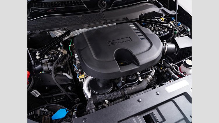 2023 認定中古車 Land Rover Defender 110 Santorini Black ディーゼル S