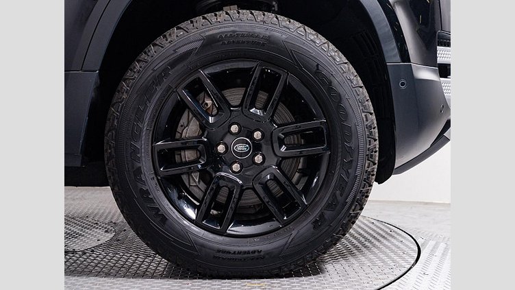 2023 認定中古車 Land Rover Defender 110 Santorini Black ディーゼル S