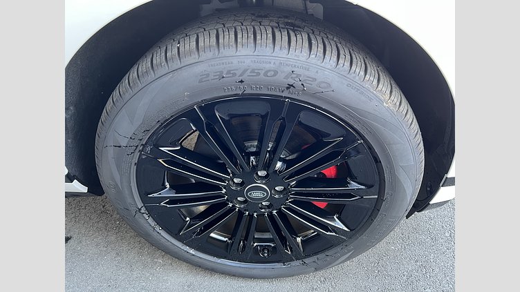 2025 認定中古車 Land Rover Range Rover Evoque Ostuni Pearl White AWD PHEV Dynamic HSE