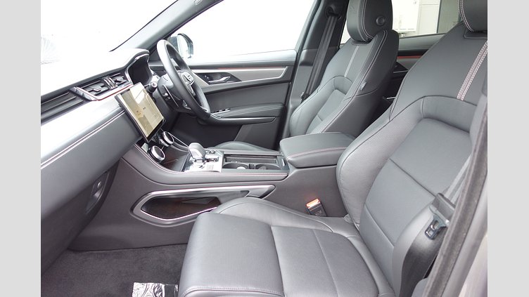 2024 認定中古車 Jaguar F-Pace Eiger Grey AWD R-Dynamic SE