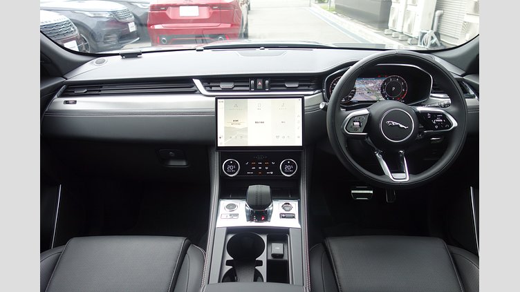 2024 認定中古車 Jaguar F-Pace Eiger Grey AWD R-Dynamic SE