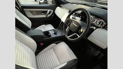 Discovery Sport 11