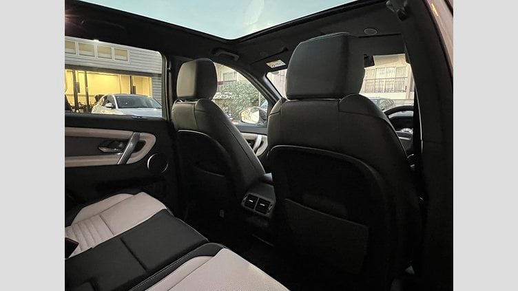 2025 認定中古車 Land Rover Discovery Sport Fuji White AWD PHEV Dynamic HSE