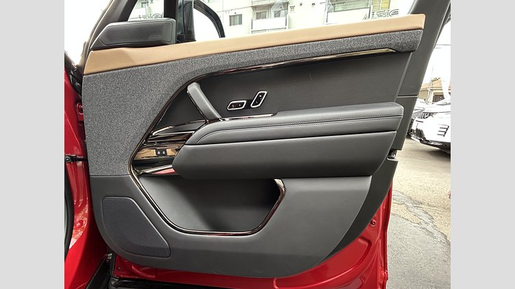 2024 認定中古車 Land Rover Range Rover Sport Firenze Red 3.0L　D300 Autobiography