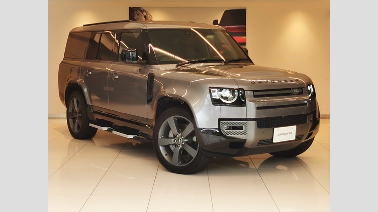 2024 認定中古車 Land Rover Defender 130 Eiger Grey 3.0L　ディーゼルターボ OUTBOUND　D300