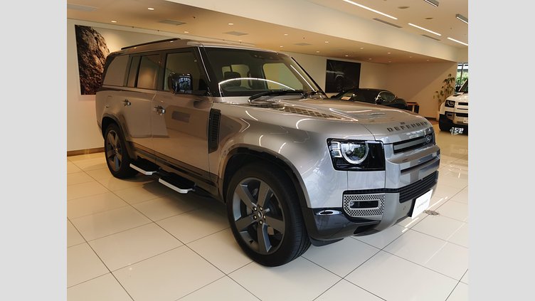 2024 認定中古車 Land Rover Defender 130 Eiger Grey 3.0L　ディーゼルターボ OUTBOUND　D300