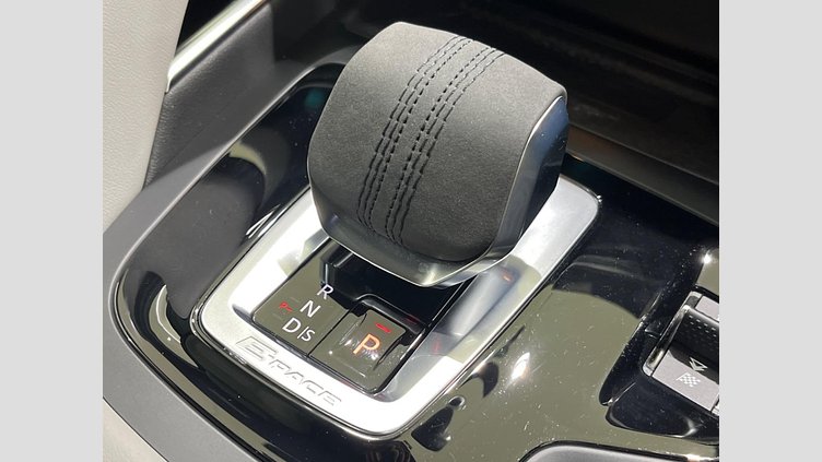 2024 認定中古車 Jaguar E-Pace Carpathian Grey 4WD　204PT　 Ｒ‐ダイナミック ＳＥ Ｐ２５０