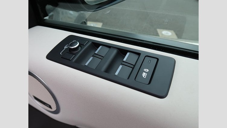 2018 認定中古車 Land Rover Discovery Corris Grey ガソリン ＨＳＥ