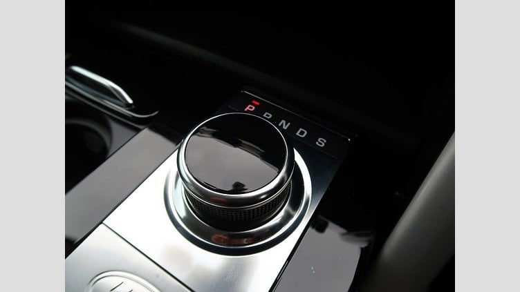 2018 認定中古車 Land Rover Discovery Corris Grey ガソリン ＨＳＥ