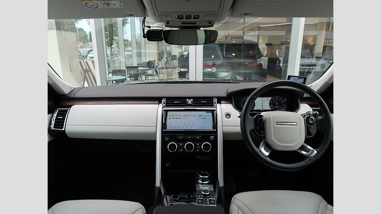 2018 認定中古車 Land Rover Discovery Corris Grey ガソリン ＨＳＥ