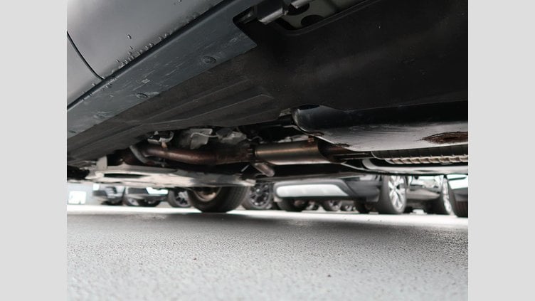 2018 認定中古車 Land Rover Discovery Corris Grey ガソリン ＨＳＥ