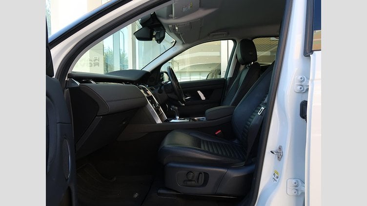 2020 認定中古車 Land Rover Discovery Sport Fuji White ガソリン Ｓ ２００ＰＳ