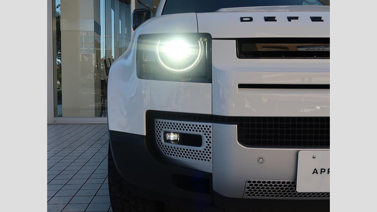 2022 認定中古車 Land Rover Defender 110 Fuji White ディーゼル １１０Ｓ Ｄ３００ コイルサスペンション装着車