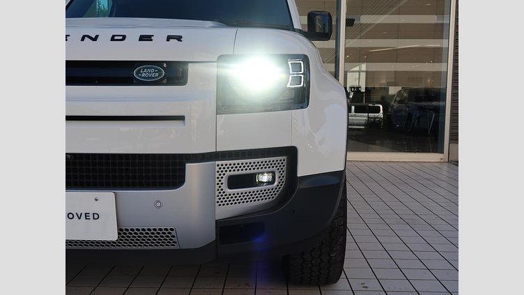 2022 認定中古車 Land Rover Defender 110 Fuji White ディーゼル １１０Ｓ Ｄ３００ コイルサスペンション装着車