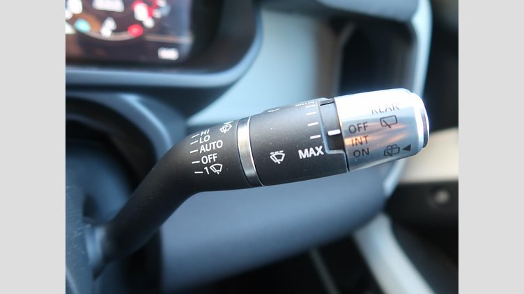 2022 認定中古車 Land Rover Defender 110 Fuji White ディーゼル １１０Ｓ Ｄ３００ コイルサスペンション装着車