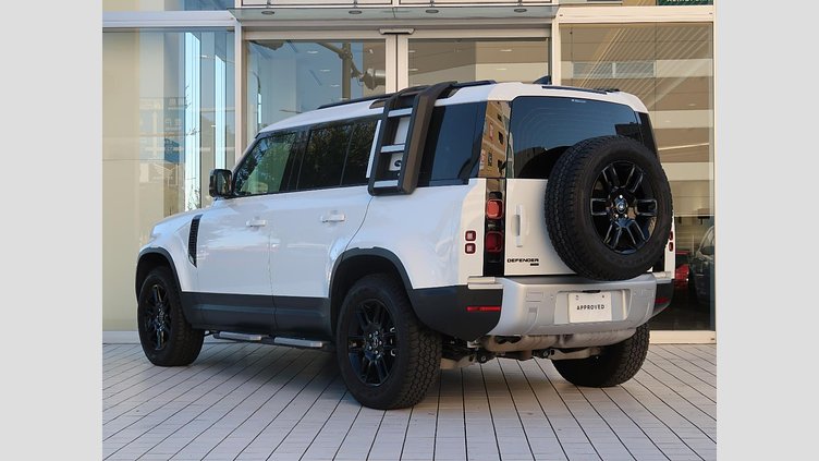 2022 認定中古車 Land Rover Defender 110 Fuji White ディーゼル １１０Ｓ Ｄ３００ コイルサスペンション装着車